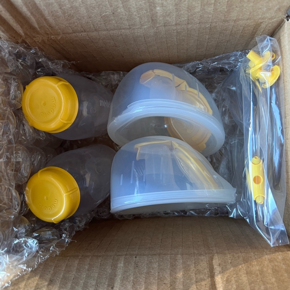 Medela collection cups